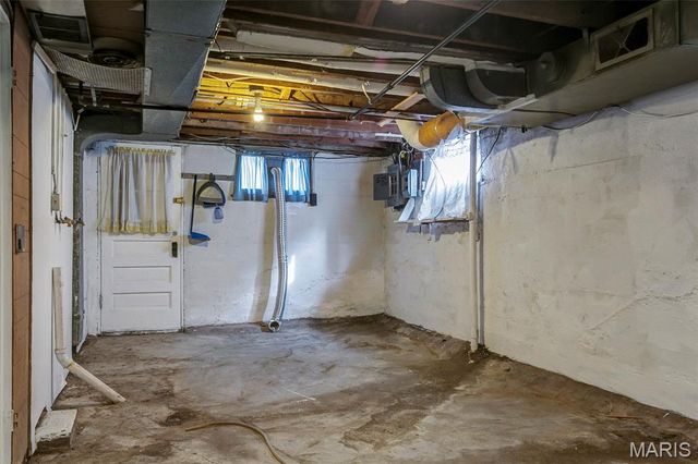 7039 Plymouth Avenue, University City, MO 63130