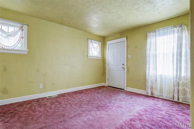 7039 Plymouth Avenue, University City, MO 63130