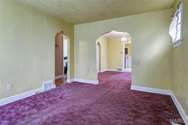 7039 Plymouth Avenue, University City, MO 63130