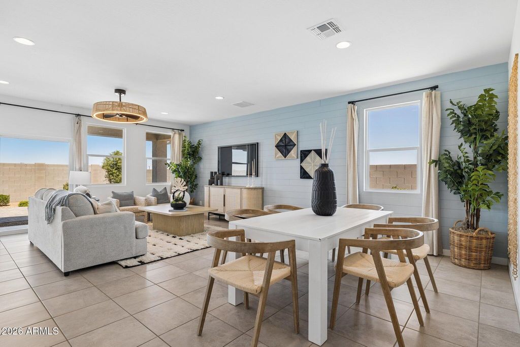 8465 W STARGELL Way, Florence, AZ 85132