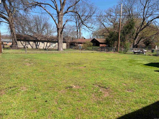 6625 Stonehedge Road, North Little Rock, AR 72117