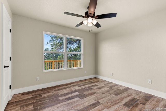 1239 Hallmark, Canyon Lake, TX 78133