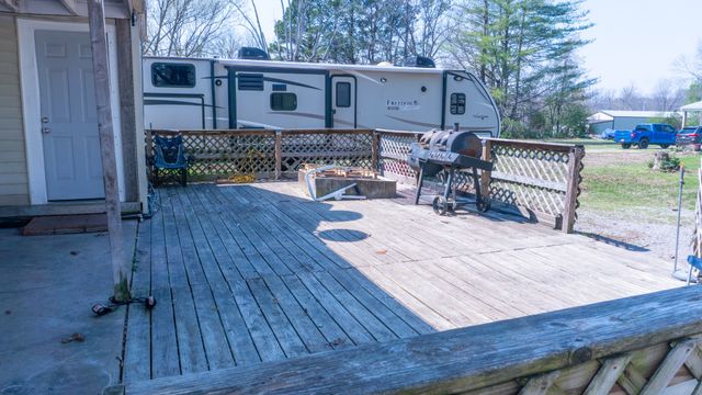 502 Church St, White Bluff, TN 37187