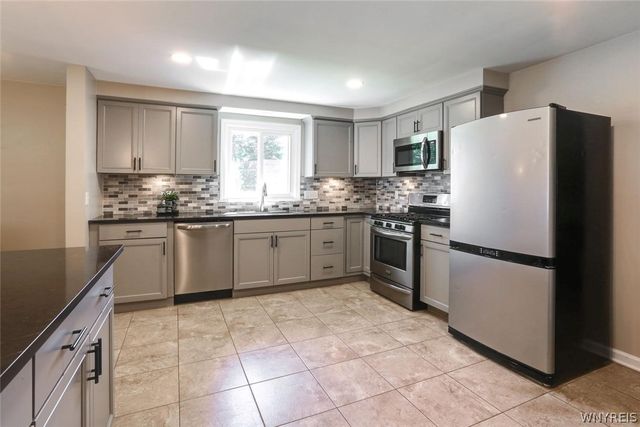 77 Stearns Avenue, Lackawanna, NY 14218