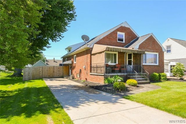 77 Stearns Avenue, Lackawanna, NY 14218