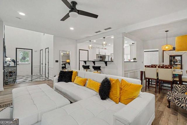 2587 Alvecot Circle SE, Atlanta, GA 30339