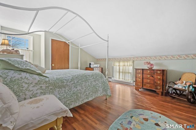 6 Clara Drive, Norwalk, CT 06851