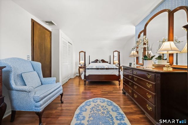 6 Clara Drive, Norwalk, CT 06851