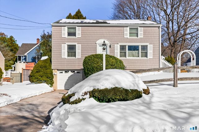 6 Clara Drive, Norwalk, CT 06851