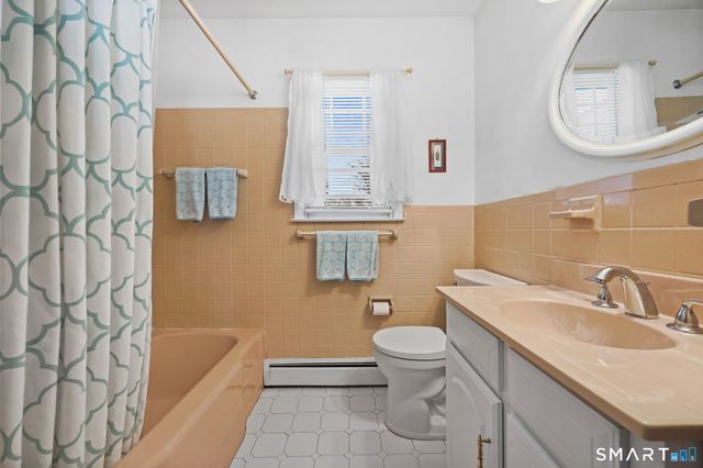 6 Clara Drive, Norwalk, CT 06851