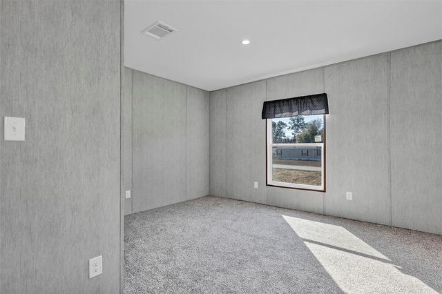 16879 SW 42ND LOOP, Ocala, FL 34481