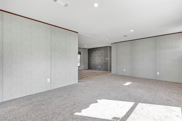 16879 SW 42ND LOOP, Ocala, FL 34481