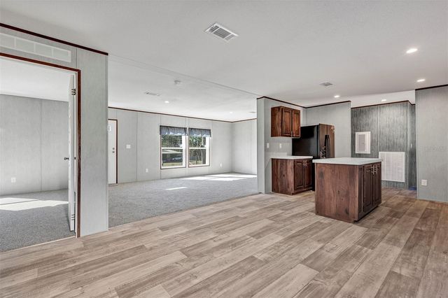 16879 SW 42ND LOOP, Ocala, FL 34481