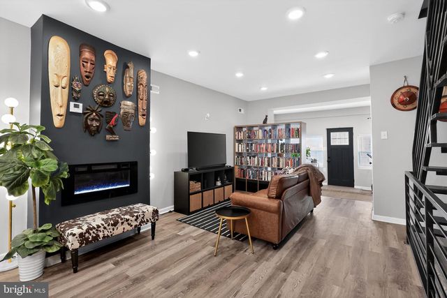 5637 BELMAR TER, Philadelphia, PA 19143