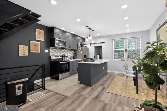 5637 BELMAR TER, Philadelphia, PA 19143