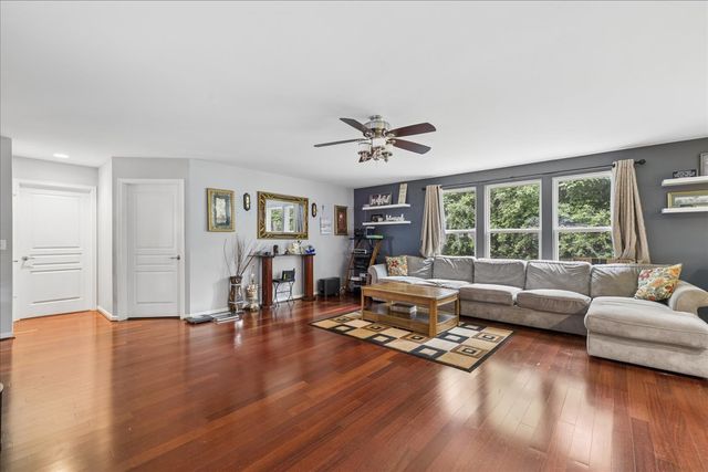 4015 CYPRESS Drive, Zion, IL 60099