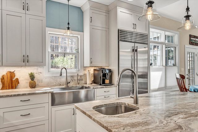 5671 Split Rail LN, Roanoke, VA 24018