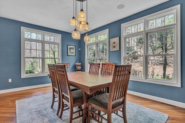 5671 Split Rail LN, Roanoke, VA 24018