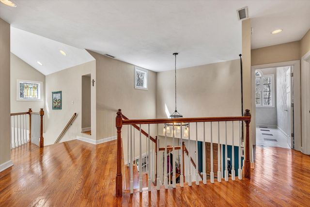 5671 Split Rail LN, Roanoke, VA 24018