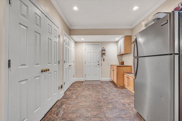 5671 Split Rail LN, Roanoke, VA 24018