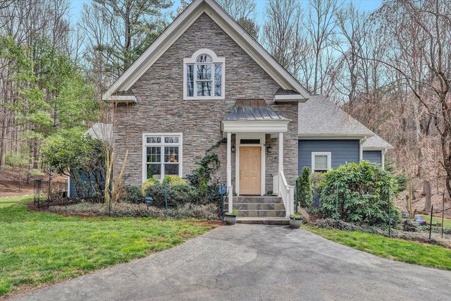 5671 Split Rail LN, Roanoke, VA 24018