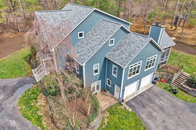 5671 Split Rail LN, Roanoke, VA 24018