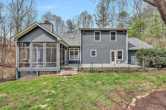 5671 Split Rail LN, Roanoke, VA 24018