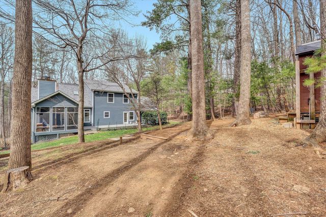 5671 Split Rail LN, Roanoke, VA 24018