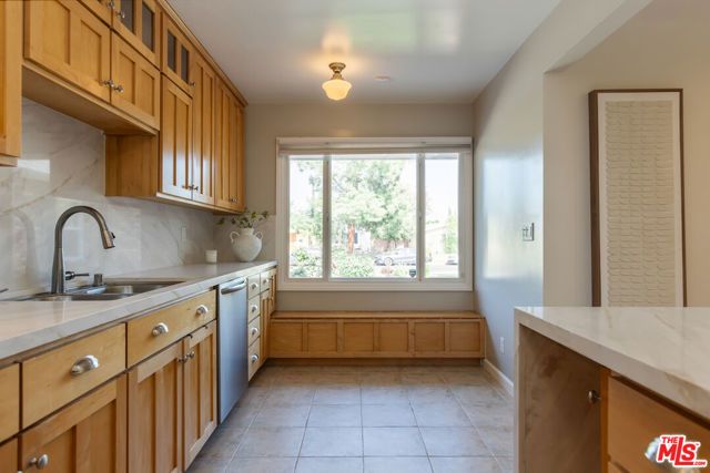 7537 Quimby Avenue, West Hills (los Angeles), CA 91307