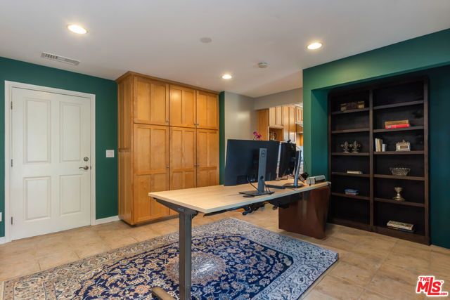 7537 Quimby Avenue, West Hills (los Angeles), CA 91307