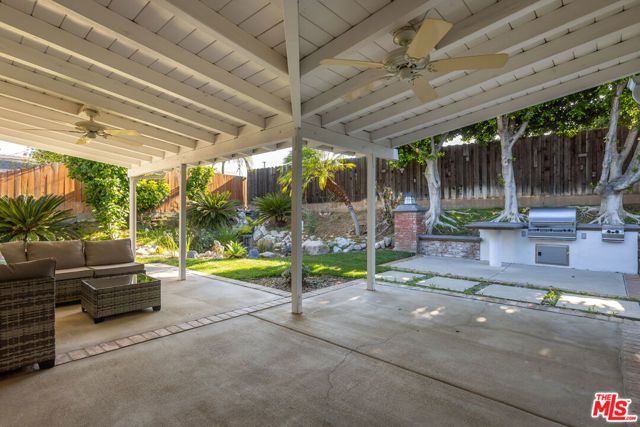 7537 Quimby Avenue, West Hills (los Angeles), CA 91307