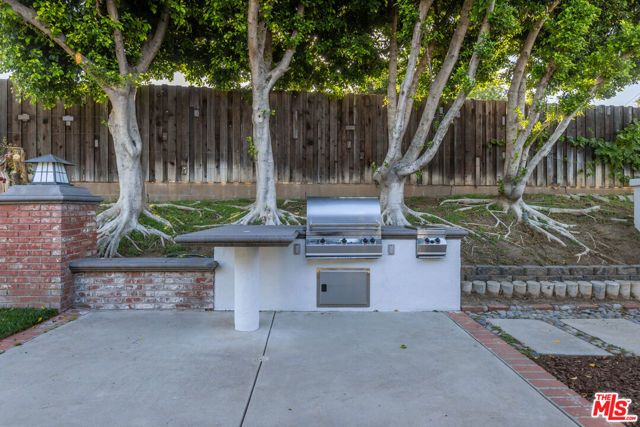7537 Quimby Avenue, West Hills (los Angeles), CA 91307
