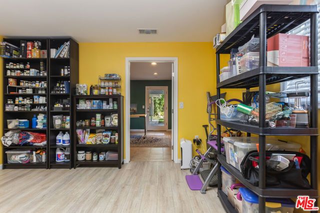 7537 Quimby Avenue, West Hills (los Angeles), CA 91307