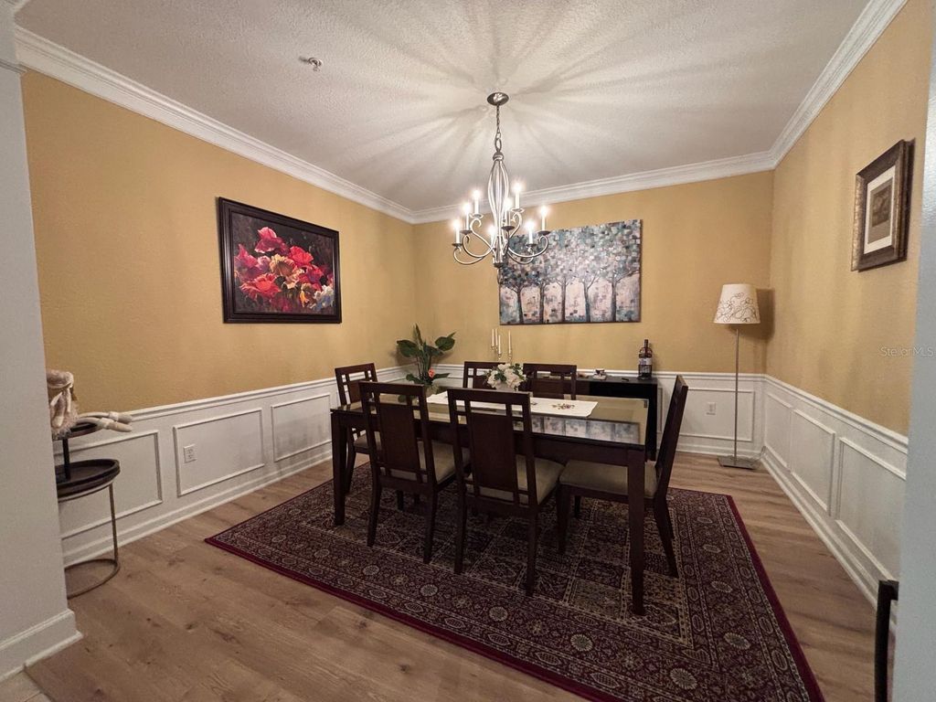 Image 4 of property listing at 5048 SHOREWAY LOOP 101, Orlando, FL 32819