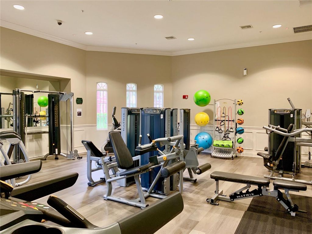 Image 43 of property listing at 5048 SHOREWAY LOOP 101, Orlando, FL 32819