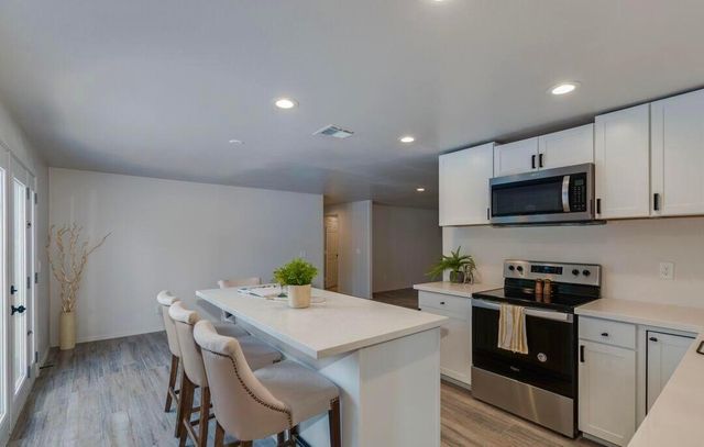 3649 E Emile Zola Avenue, Phoenix, AZ 85032