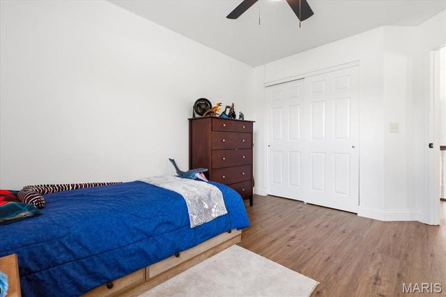 21 W Waymire Avenue, St Louis, MO 63119