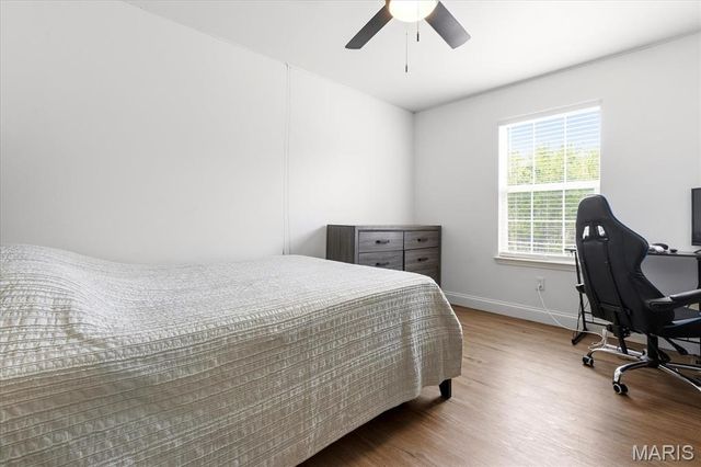 21 W Waymire Avenue, St Louis, MO 63119