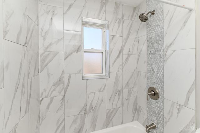 9981 Skyridge Drive, Colerain Twp, OH 45252