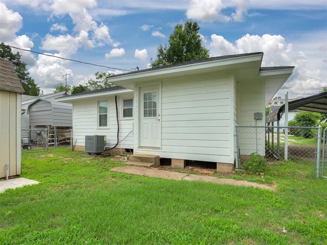 207 Birch Avenue, Yukon, OK 73099