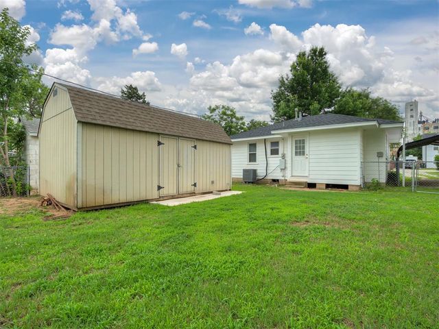 207 Birch Avenue, Yukon, OK 73099