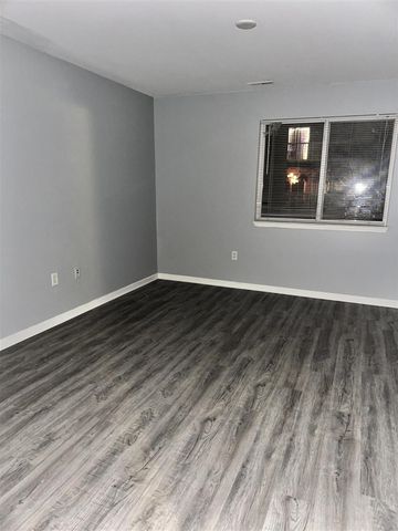 873 Amanda Lane, Pontiac, MI 48340