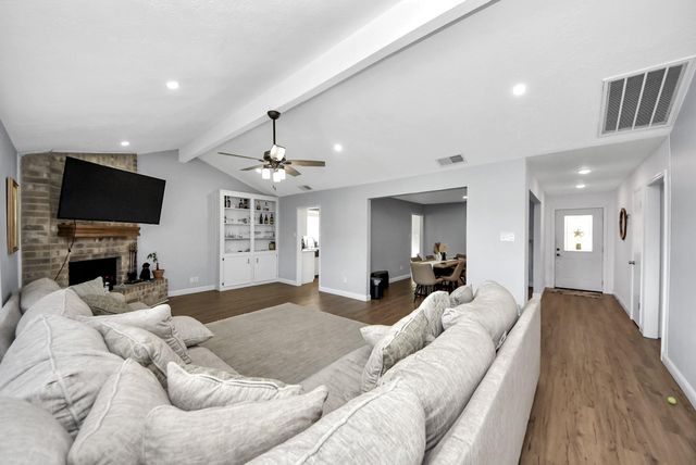 2531 Willow Drive, Stafford, TX 77477