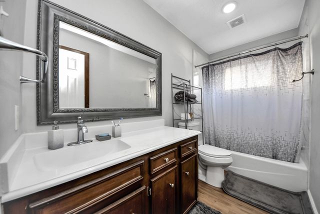 2531 Willow Drive, Stafford, TX 77477