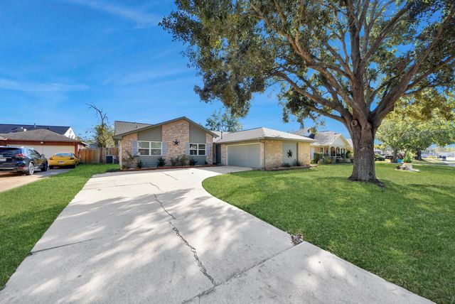 2531 Willow Drive, Stafford, TX 77477