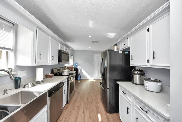 2531 Willow Drive, Stafford, TX 77477