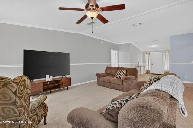 2817 HADDOCK Road, Jacksonville, FL 32218