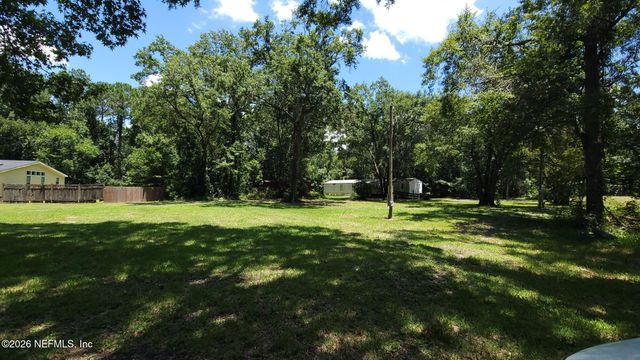 2817 HADDOCK Road, Jacksonville, FL 32218