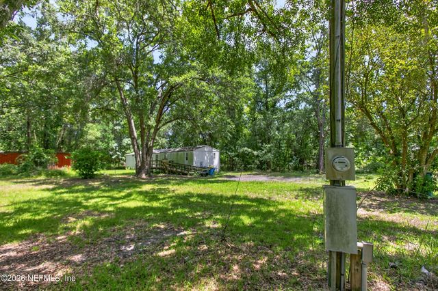 2817 HADDOCK Road, Jacksonville, FL 32218