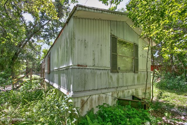 2817 HADDOCK Road, Jacksonville, FL 32218